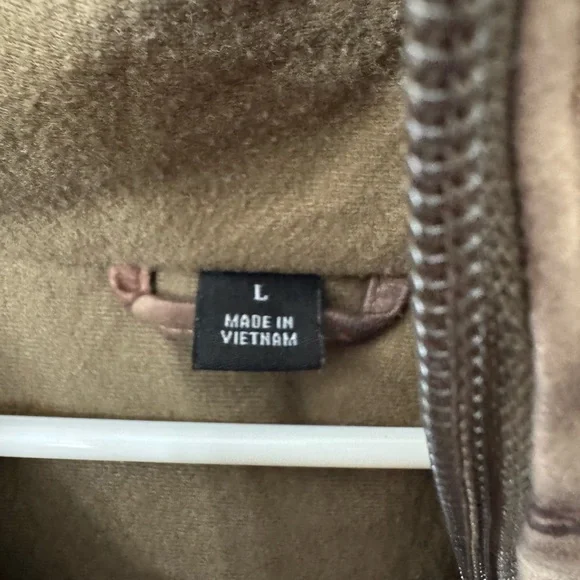 Camouflage Zip-Up Jacket - Picture 3 of 3